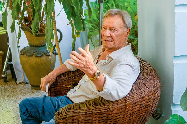 Шакуров отправится на поиски внучки