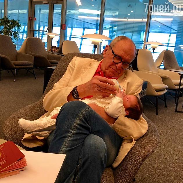 Эммануил Гедеонович с дочкой Этель Эммануил Гедеонович с дочкой Этель
