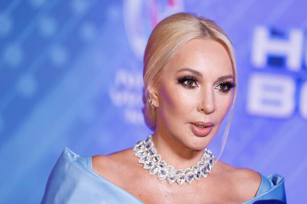 Кудрявцева увезла семью из страны и поделилась честным фото — нечего скрывать