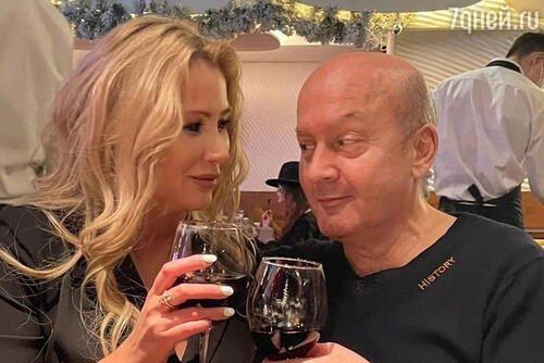 Вячеслав Гришечкин с невестой