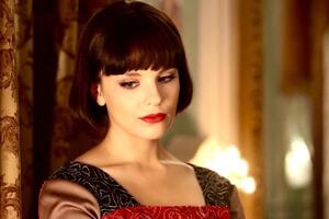 Звезда сериала «Красная королева»: «Ради этой роли я два месяца сидела на жесткой диете»