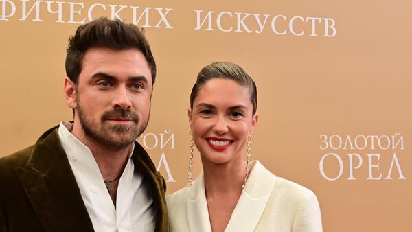«Забирает у ребенка часть его здоровья»: эксперта встревожили заострившиеся скулы Агаты Муцениеце