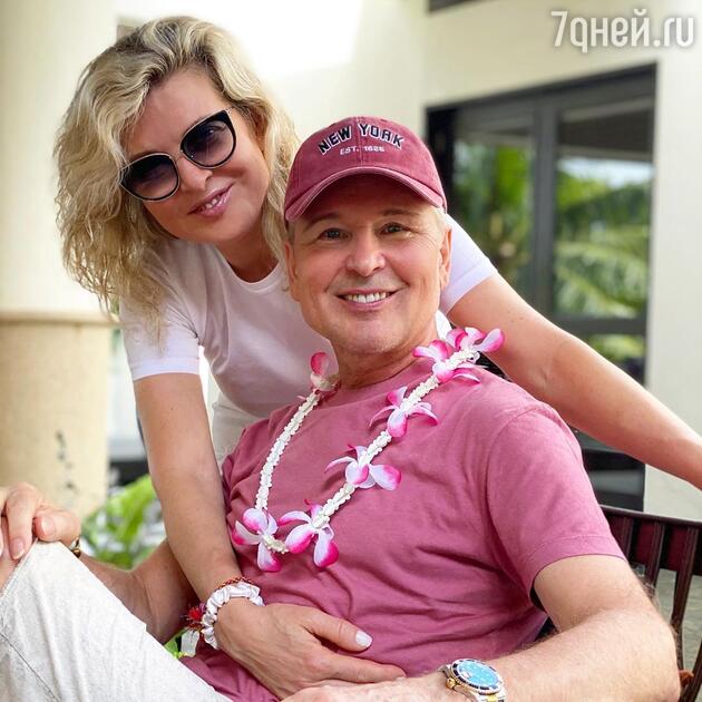 Александр Малинин с женой Эммой