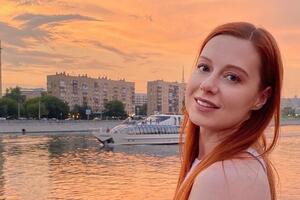 «Какие глазки грустные»: фанаты жалеют «брошенную» дочь Савичевой
