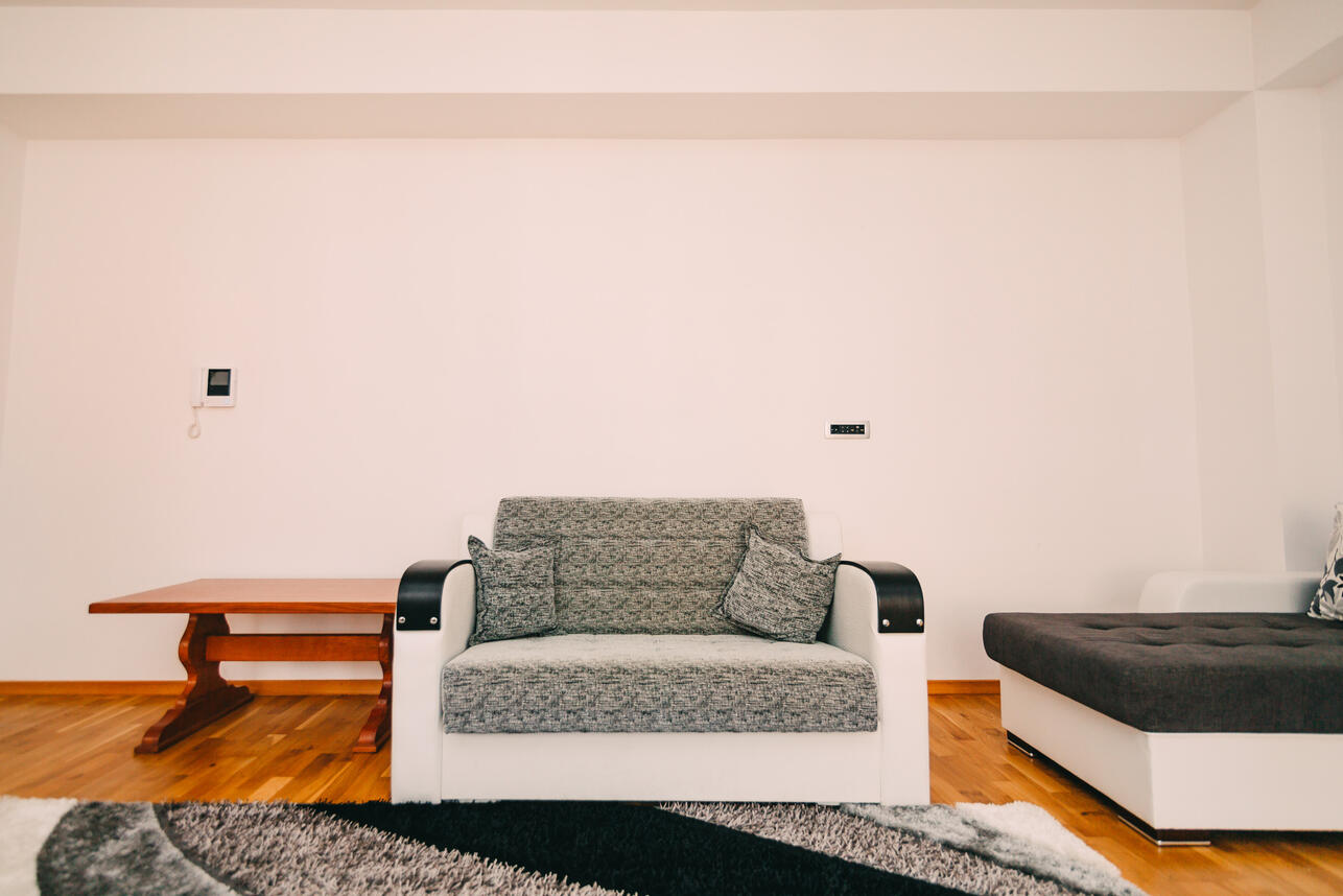 минусы сталинок, недостатки сталинок, сталинки проблемы, старый фонд жилье, стоит ли покупать сталинку, ремонт в сталинке, старые дома плюсы и минусы, перепланировка в сталинке, жилье в сталинке, сталинка квартира неудобства