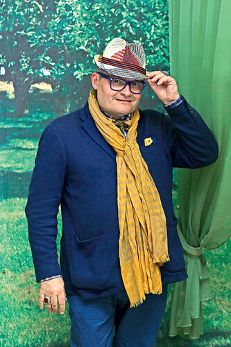 Александр Васильев