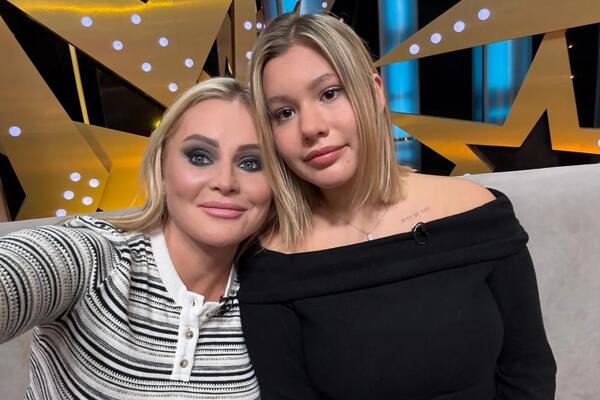 Дана Борисова позволила дочери перекроить себя полностью на 18-летие ради тела мечты