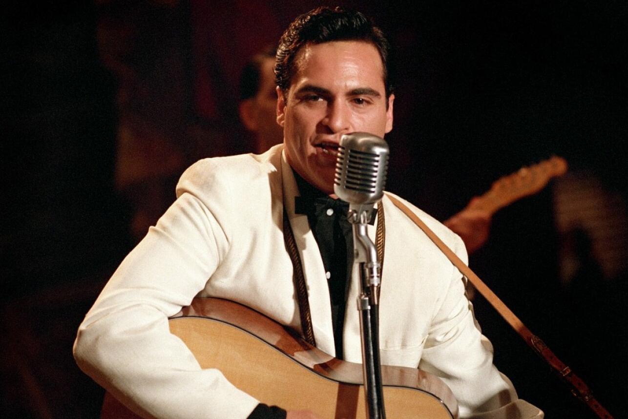 В«РџРµСЂРµСЃС‚СѓРїРёС‚СЊ С‡РµСЂС‚СѓВ» (Walk the Line, 2005)