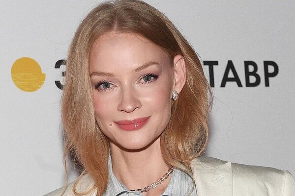 «Одна такая!» Фото Ходченковой без макияжа произвело фурор в Сети