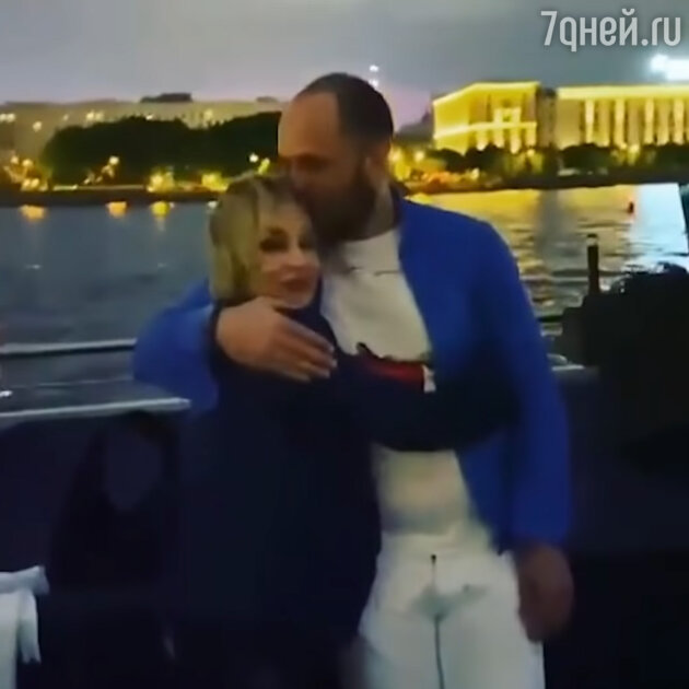 Татьяна Буланова с возлюбленным