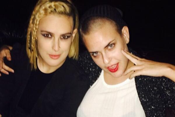 20-летняя дочь Деми Мур побрилась налысо по примеру мамы