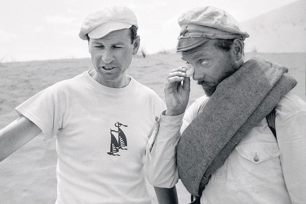 Анатолий Кузнецов с Владимиром Мотылем 