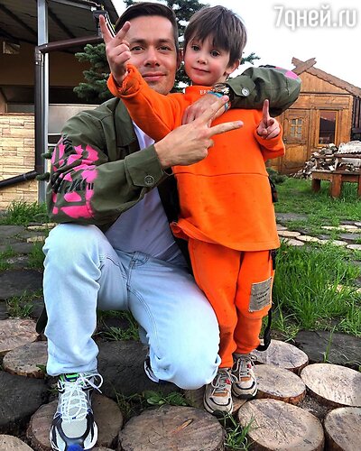 С сыном Петром