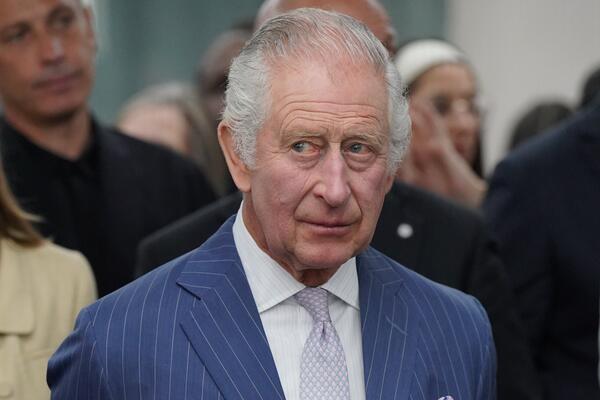 Затаил обиду: почему на самом деле Карл III выгоняет брата Эндрю из его дома 