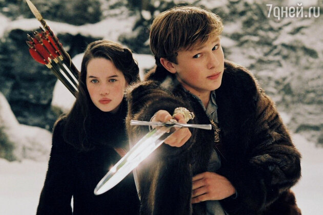   (The Chronicles of Narnia). 