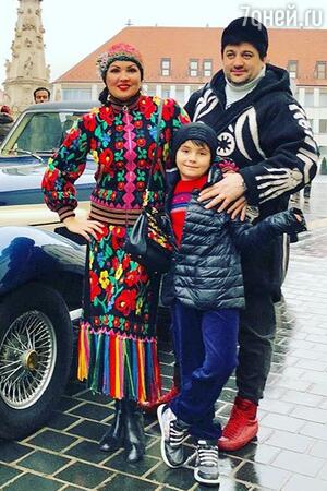 Анна Нетребко, ее сын Тьяго и муж Юсиф Эйвазов