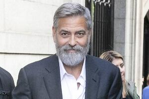 Джордж Клуни отрастил бороду и стал еще краше