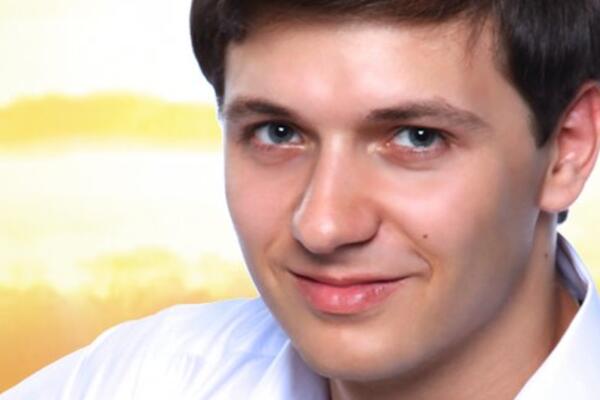 Разыгрываем билеты на концерт певца Николая Рябухи