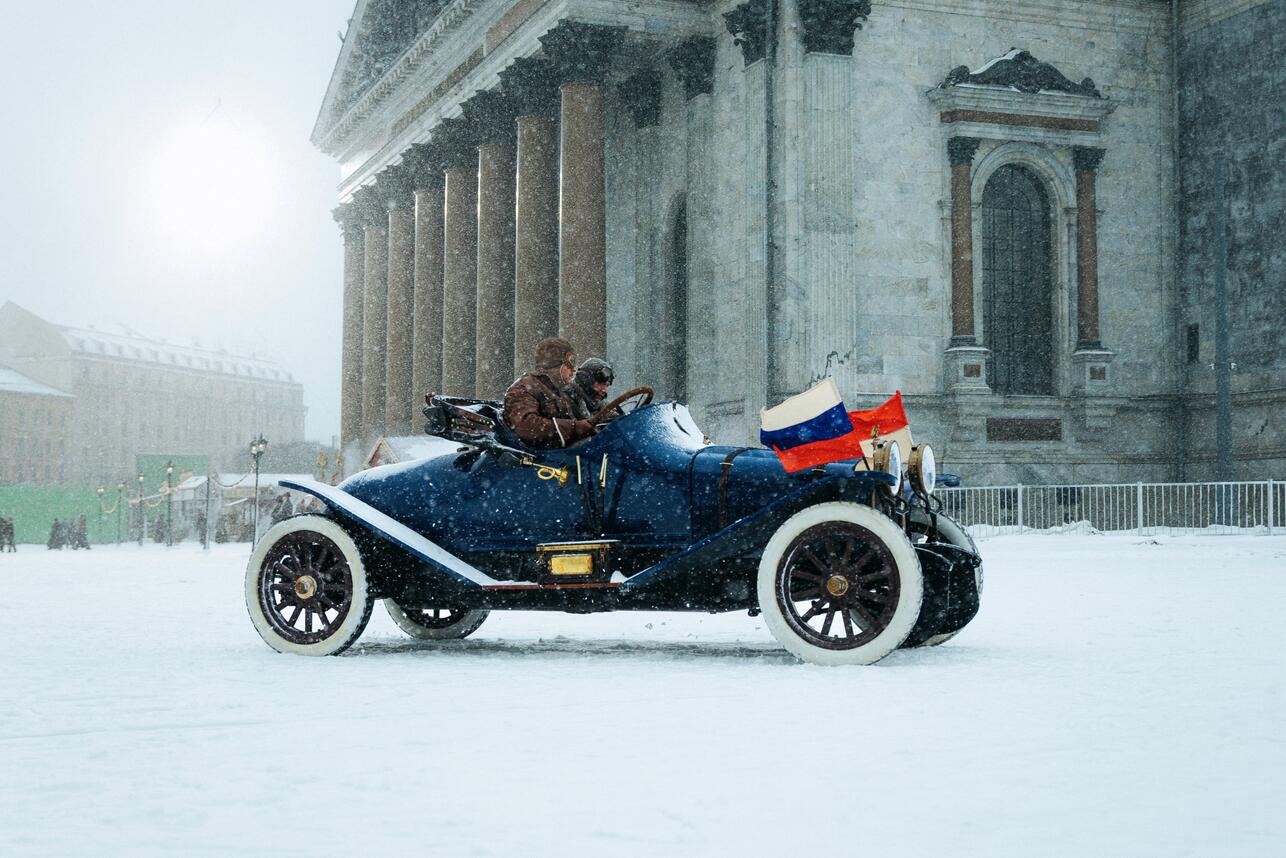 Кадр со съемок фильма «Битва моторов», реж. Илья Маланин, фото