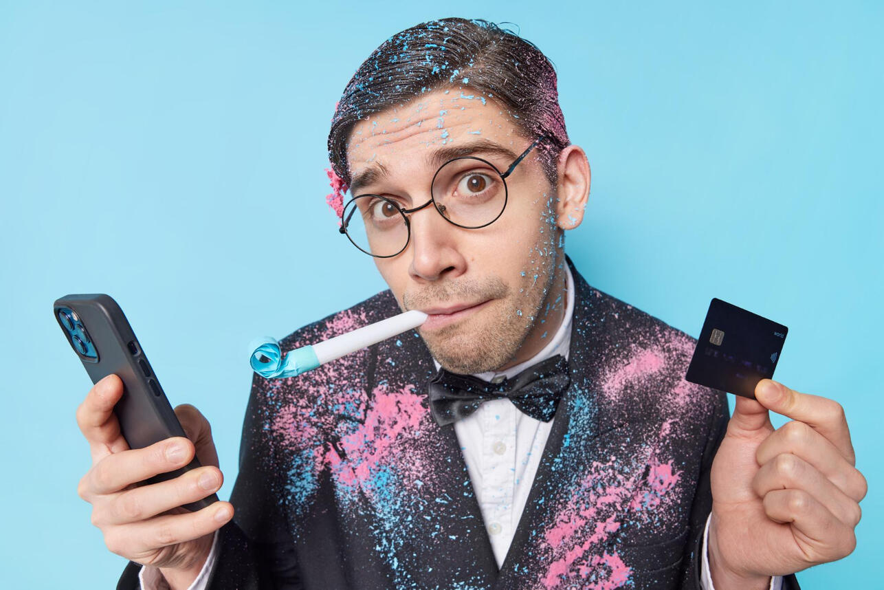 Продаете свой старый телефон? Готовьтесь к шантажу мошенников