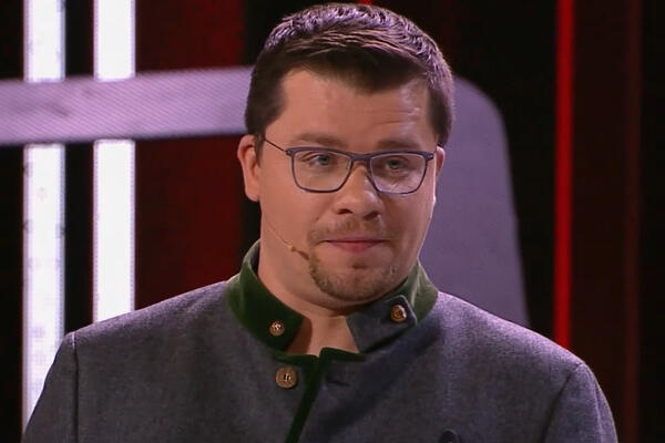 «Начнет выселять»: как поступит Харламов с Асмус после скандала из-за дома