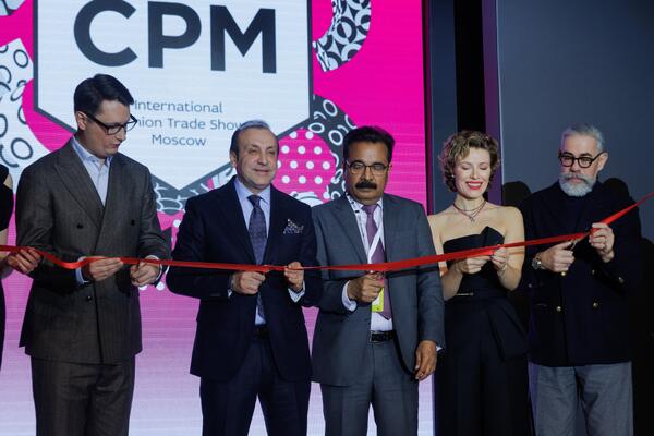 Олеся Судзиловская, Дарья Повереннова и другие звезды на международной выставке индустрии моды CPM