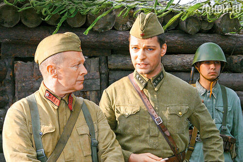 С Даниилом Страховым в фильме «Мы из будущего». 2008 г.