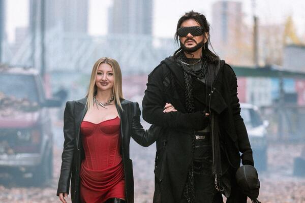 Муза Киркорова рассказала про состояние певца после смерти отца: «Я на связи с Филиппом»