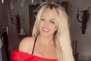 Вынуждена была пойти на отчаянный шаг: Бритни Спирс решила лечиться от алкоголизма 