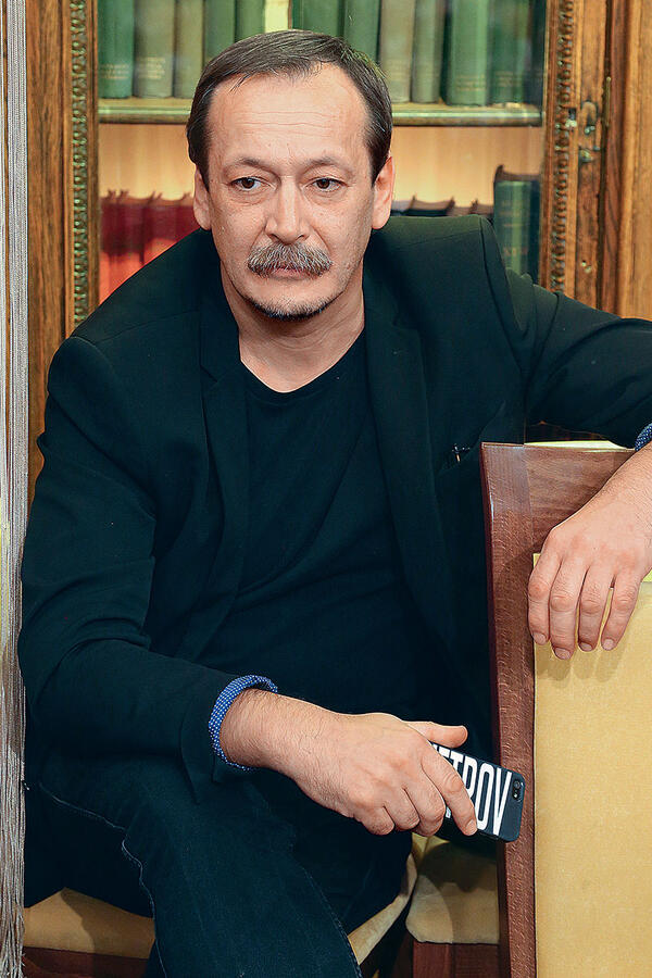 Владислав Ветров