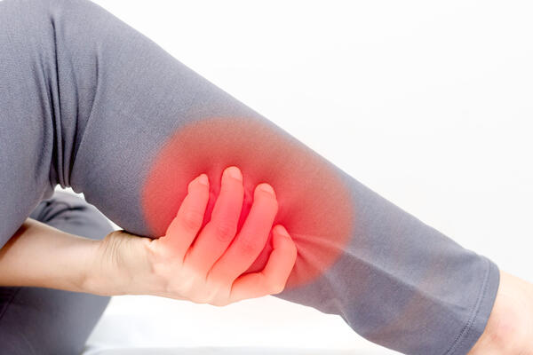 Судороги в ногах: причины возникновения и как от них избавиться