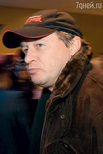 Моя героиня полсериала лежит в коме. Олег Фомин шутил: «Катя, теперь ты всем можешь говорить, что попала в кино через постель!»