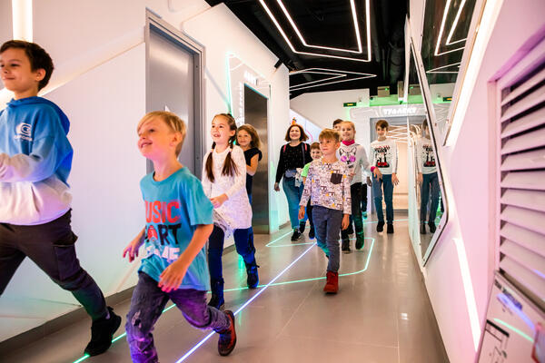 -, ,   :          2023