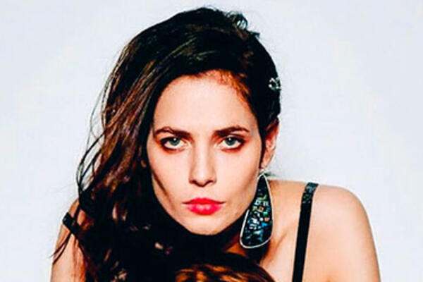 «Морщинки, прыщи и синяки под глазами»: Юлия Снигирь показала себя без прикрас