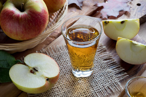 Яблочный, винный, бальзамический уксусы: чем отличаются и как их использовать