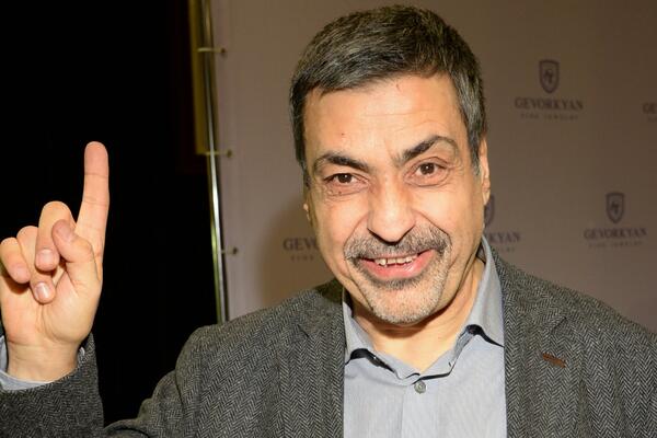 Подарок от Зеленой Змеи: Глоба назвал три знака, которым символ 2025 года сулит удачу