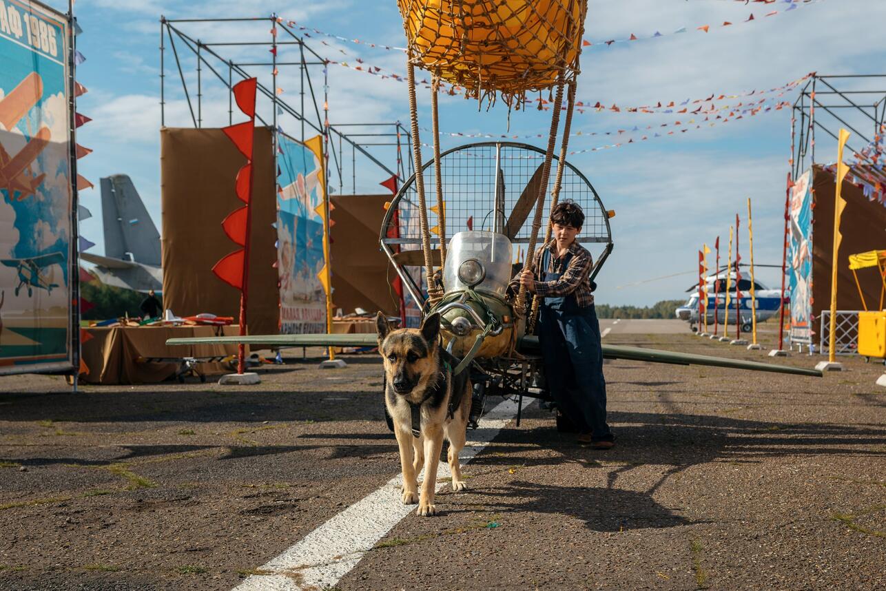 РєР°РґСЂ РёР· С„РёР»СЊРјР° В«РџР°Р»СЊРјР° 3В», СЂРµР¶. Р’Р»Р°РґРёРјРёСЂ РљРѕРЅРґР°СѓСЂРѕРІ С„РѕС‚Рѕ