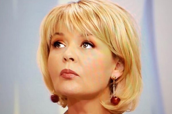 «Встал на колени»: Владимир Меньшов публично извинился перед дочерью