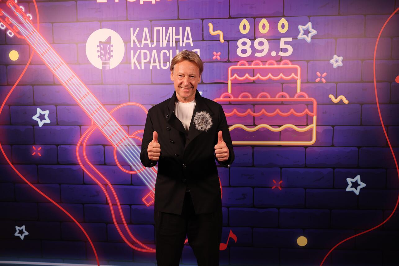 Дмитрий Харатьян