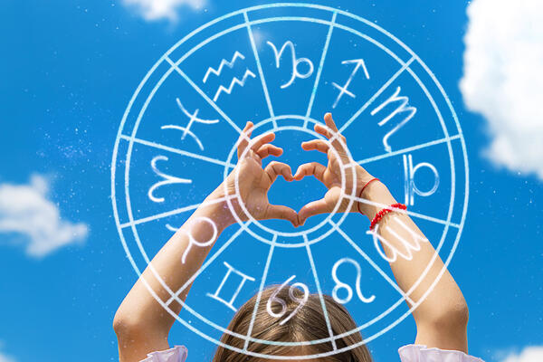 Астролог Аристова рассказала, какому знаку зодиака надо открыть свое сердце в ноябре