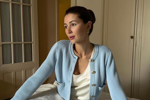 Появились кадры с дочерью Заворотнюк после лечения &mdash; приводит себя в порядок