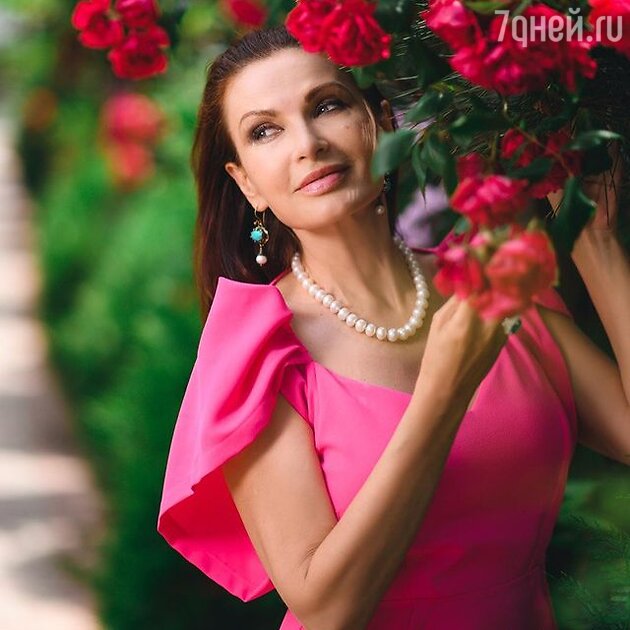 Эвелина Блёданс Эвелина Блёданс