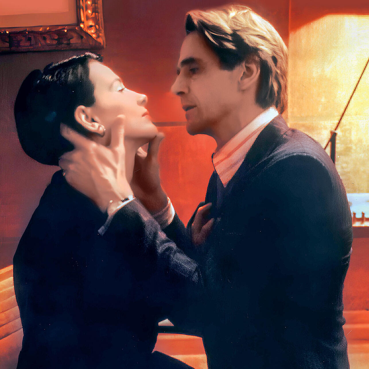 Жюльет Бинош и Джереми Айронс