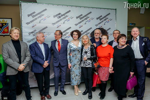 Дмитрий Харатьян, Сергей Никоненко, Николай Бурляев, Лариса Шахворостова, Светлана Безродная, Юрий Беляев, Татьяна Абрамова, Николай Денисов,  генеральный директор гильдии актеров кино России Валерия Гущина, Андрей Анкудинов