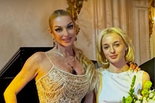 Волочкова объяснила, почему ее дочь так и не вышла замуж — решила не грешить