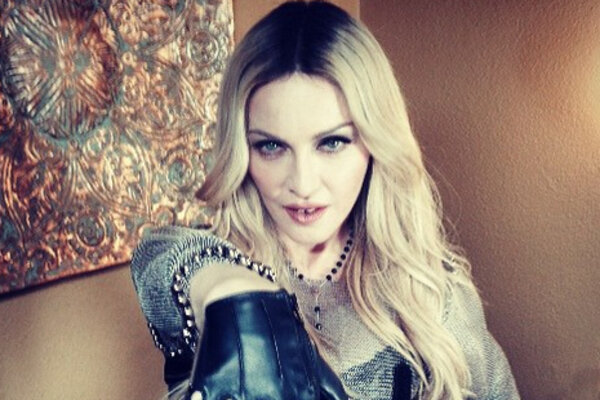 Нечего скрывать: 56-летняя Мадонна показала фото без макияжа