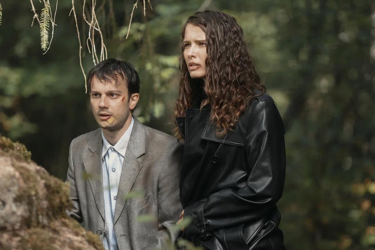 Адам Нехай и Любовь Аксенова в сериале «Подслушано в Выборге» фото