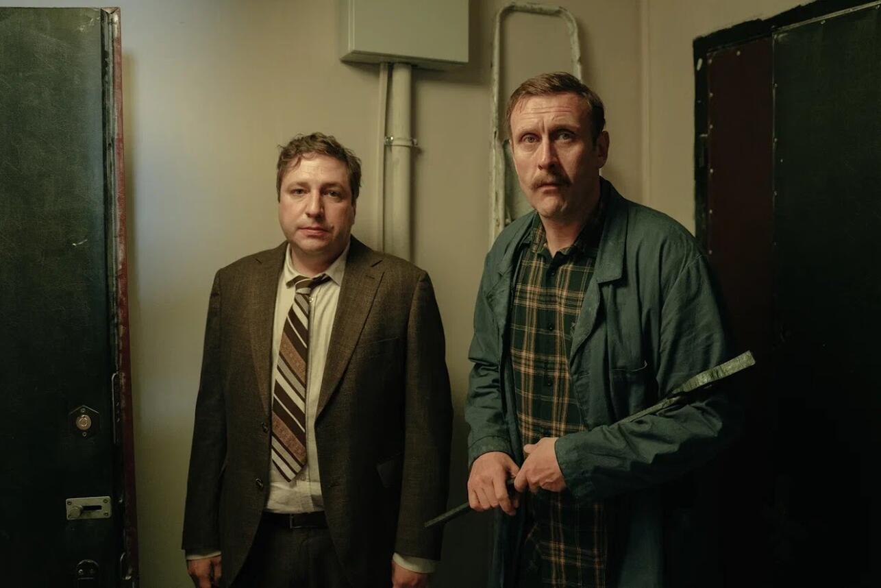 Степан Девонин и Николай Шрайбер в сериале «Подслушано в Выборге» фото
