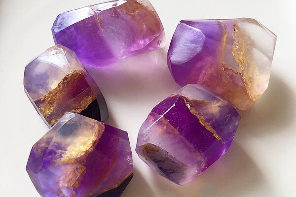 Дух захватывает! Японка делает удивительное «ювелирное» мыло