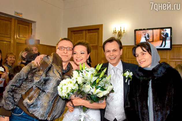 павел левкин актер жена. Смотреть фото павел левкин актер жена. Смотреть картинку павел левкин актер жена. Картинка про павел левкин актер жена. Фото павел левкин актер жена